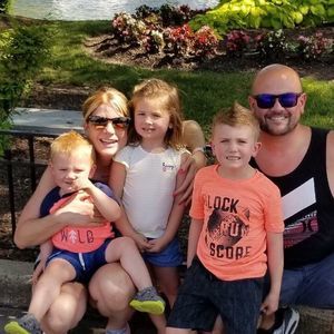 Meet your Posher, Amanda